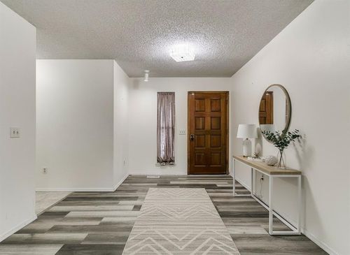 3104 Pinecrest St, Bethany, OK, 73008-4365 | Card Image