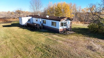 38318 Range Road 224, House detached with 3 bedrooms, 2 bathrooms and null parking in Red Deer County AB | Image 2