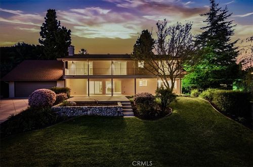 2435 Sierra Dr, Upland, CA, 91784-8359 | Card Image