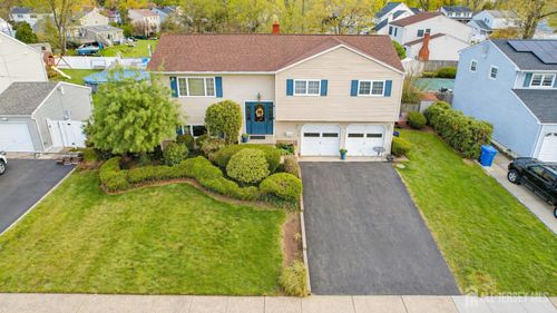 286 Harris Ave, Middlesex, NJ, 08846-1907 | Card Image
