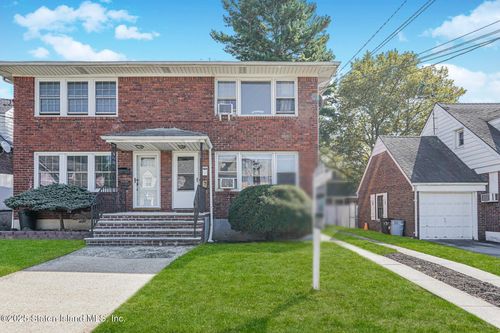 124 Van Cortlandt Ave, Staten Island, NY, 10301-4022 | Card Image