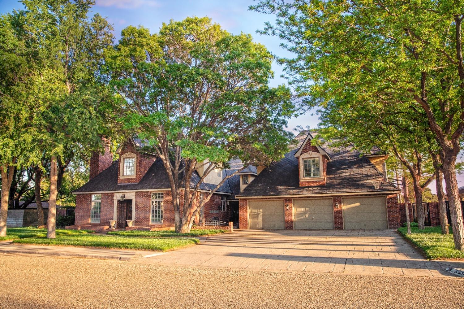 Santa Fe Dr, Denver City, TX 79323