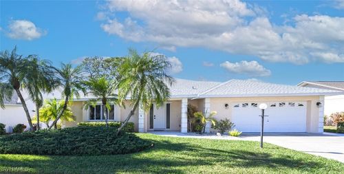 189 Marseille Dr, NAPLES, FL, 34112-7155 | Card Image