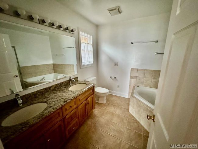 Primary Bath | Image 16