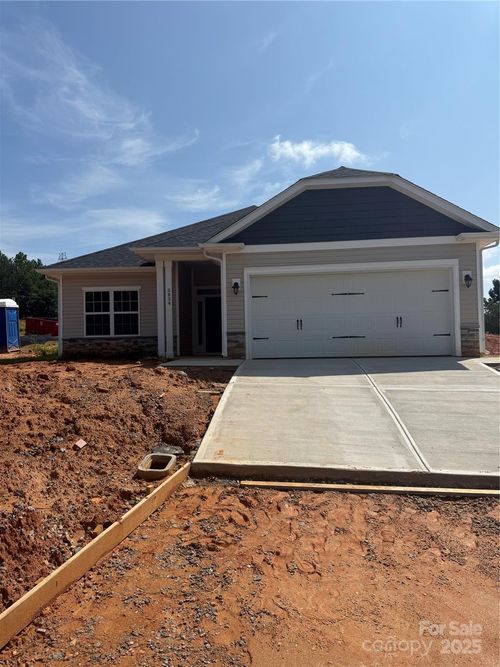 98-3934 Port Richmond Ave, Gastonia, NC, 28056-6245 | Card Image