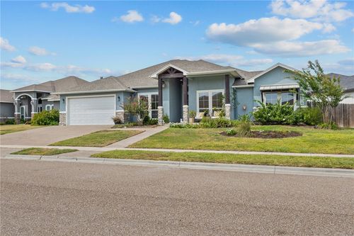 8206 Grand Canyon Street, Corpus Christi, TX, 78414 | Card Image
