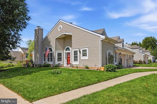7100 Union Ct, NORTH WALES, PA, 19454-3762 | Card Image