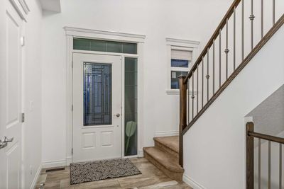 40 Masters Landing Se, House other with 5 bedrooms, 4 bathrooms and 4 parking in Calgary AB | Image 3