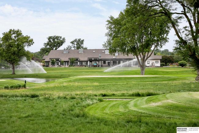 5801 S 119 Th Plz, House other with 3 bedrooms, 3 bathrooms and 2 parking in Omaha NE | Image 41