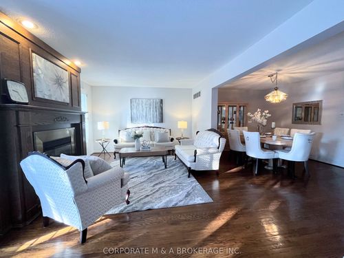 86 Quail Valley Cres, Thornhill, ON, L3T4R1 | Card Image