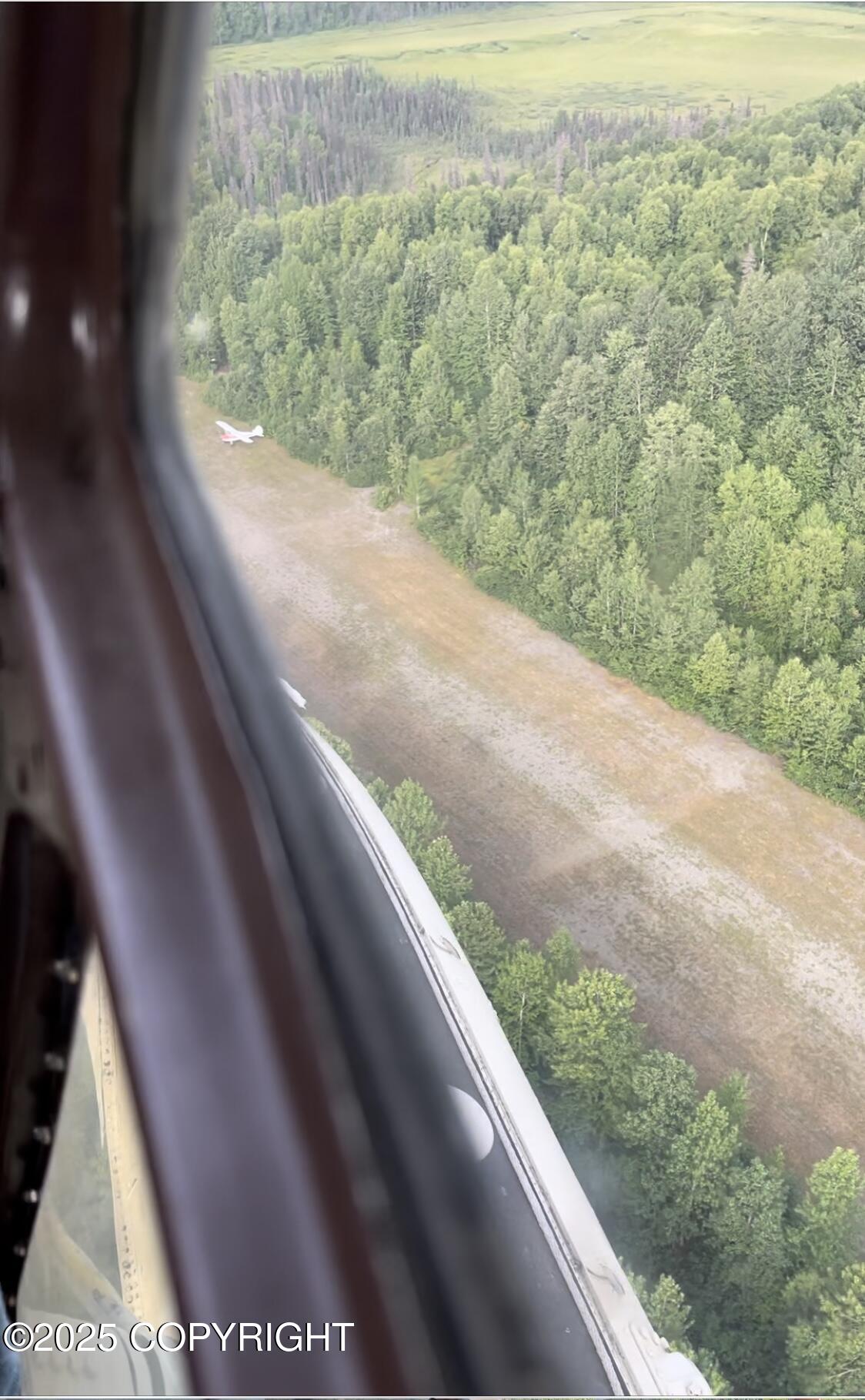 Land in Skwentna 2
