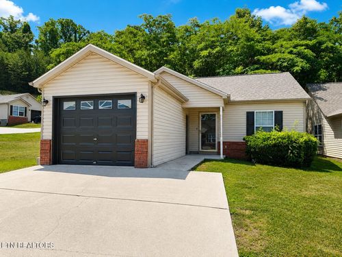 1604 Sails Way, Knoxville, TN, 37932-2075 | Card Image