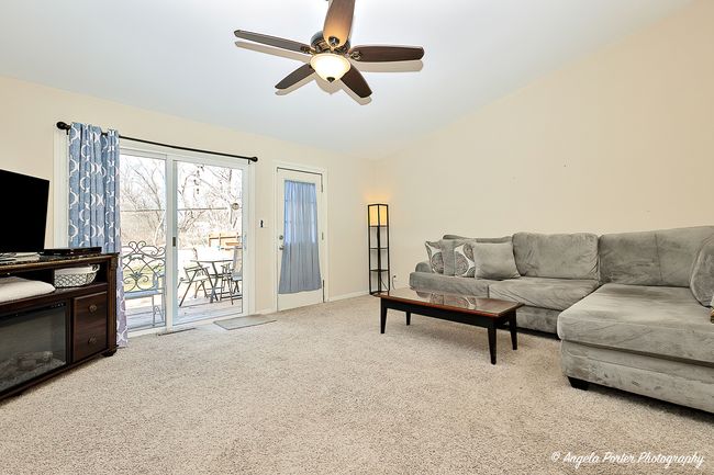 37830 N Watts Ave, House other with 2 bedrooms, 1 bathrooms and 3 parking in Spring Grove IL | Image 10