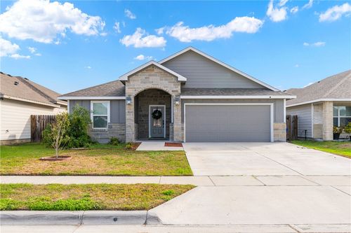 3210 Creek Side Dr, Corpus Christi, TX, 78410-5700 | Card Image