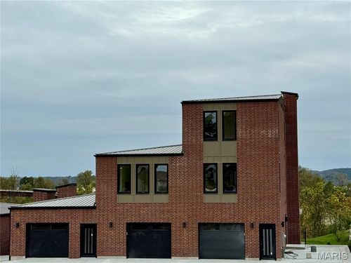 1019 River Bluff Dr, Washington, MO, 63090-3027 | Card Image