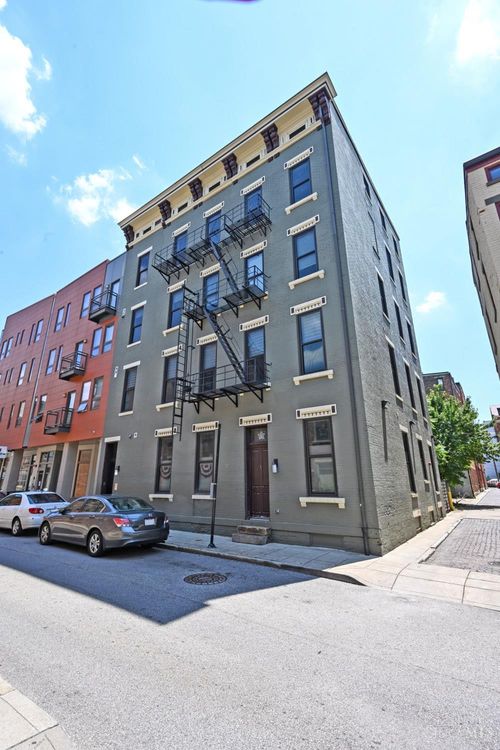 27 Mercer St, Cincinnati, OH, 45202-7198 | Card Image