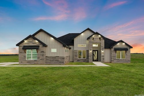116 Pioneer Dr, La Vernia, TX, 78121-1501 | Card Image