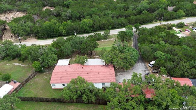 1085 Zane Grey Ln, House other with 4 bedrooms, 3 bathrooms and null parking in Spring Branch TX | Image 30