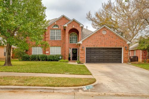 6112 Fannin Dr, Arlington, TX, 76001-5692 | Card Image