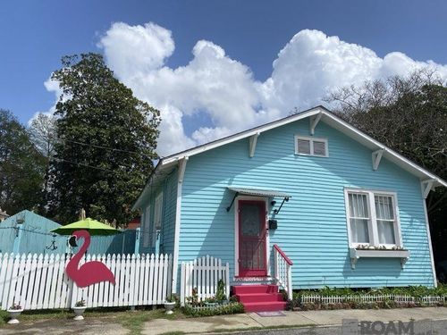818 Costello Ln, Baton Rouge, LA, 70802-4439 | Card Image