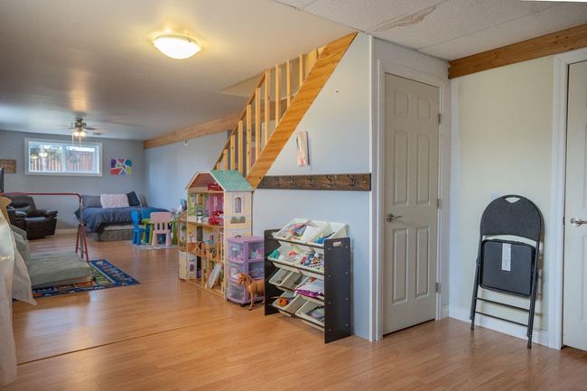 521 Partridge Crescent, House other with 3 bedrooms, 2 bathrooms and 16 parking in Pelican Point AB | Image 40