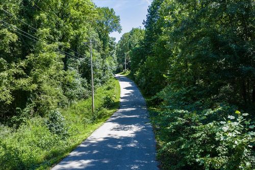 488 S Plantation Dr, Cookeville, TN, 38506-6187 | Card Image