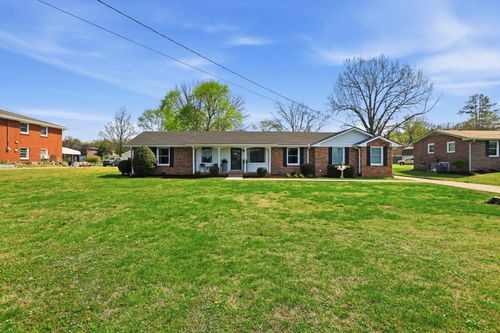 133 Chiroc Rd, Hendersonville, TN, 37075-3847 | Card Image
