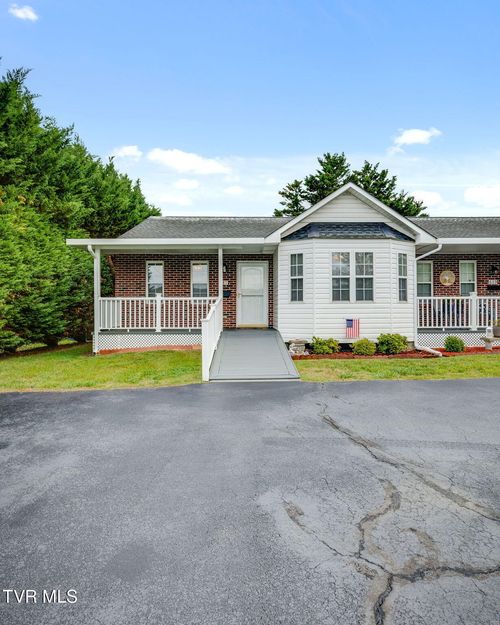 1-617 Race Street, Elizabethton, TN, 37643 | Card Image