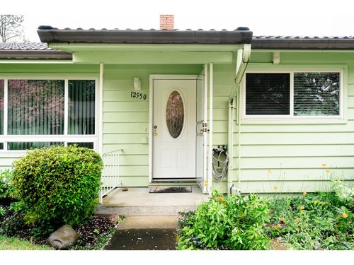12550 Se Main St, Portland, OR, 97233-1128 | Card Image