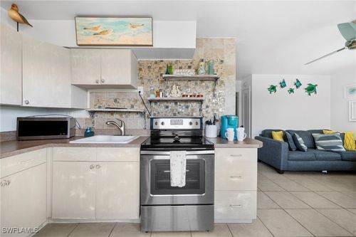 83 7th St, BONITA SPRINGS, FL, 34134-7450 | Card Image