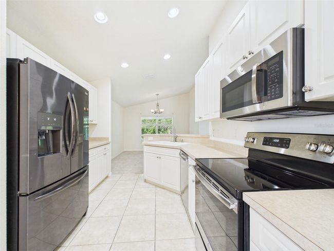 10169 Holly Berry Dr, House other with 3 bedrooms, 2 bathrooms and null parking in Weeki Wachee FL | Image 11