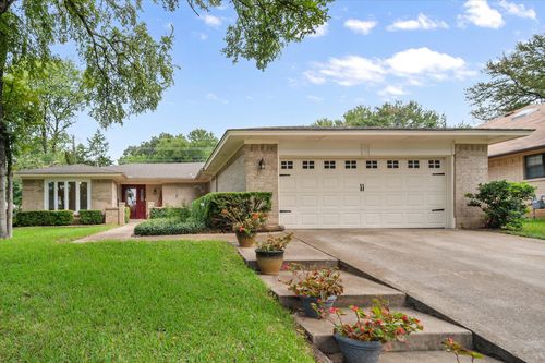 1113 Rusdell Dr, Irving, TX, 75060-5704 | Card Image