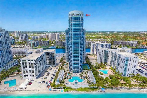 ph8-3101 S Ocean Dr, Hollywood, FL, 33019-2804 | Card Image