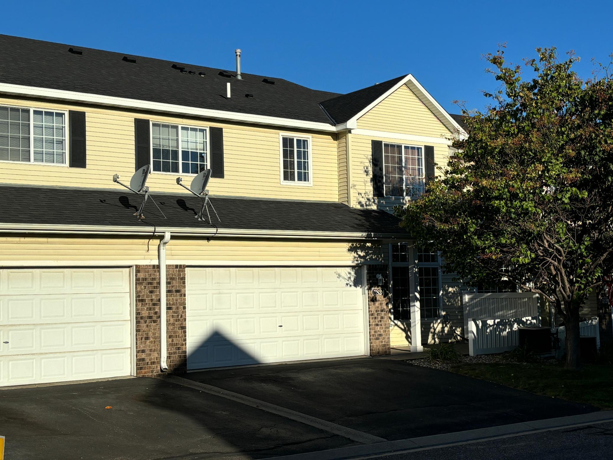 Mockingbird Ave, Shakopee, MN 55379