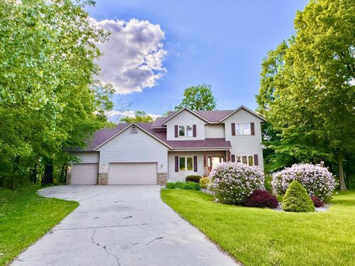 567 Forest Ln, Medford, MN, 55049-8141 | Card Image