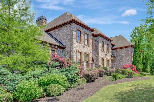 105 New Castle Ln, Tyrone, GA, 30290-1650 | Card Image