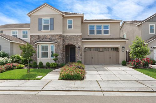 2946 Valencia, Lodi, CA, 95242 | Card Image