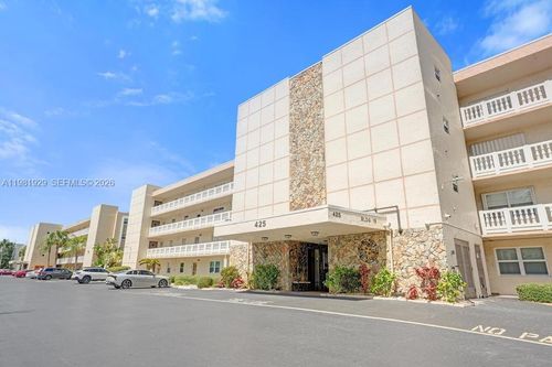apt-204-425 Se 11th Ter, Dania Beach, FL, 33004-4521 | Card Image
