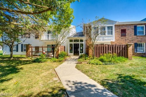 apt-d8-26179 Raintree Blvd, Olmsted Falls, OH, 44138-2773 | Card Image