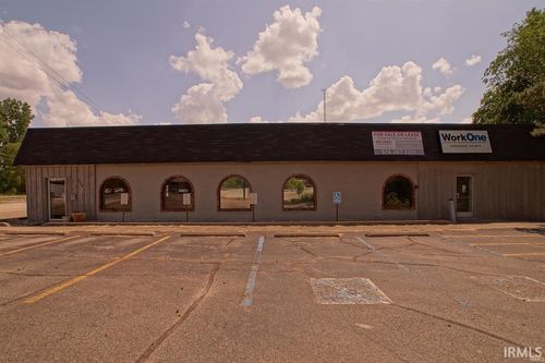 719 S Buffalo St, Warsaw, IN, 46580-4312 | Card Image