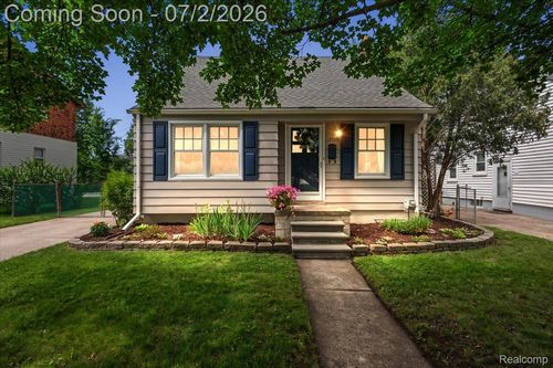 1706 Princeton Rd, Berkley, MI, 48072-3077 | Card Image