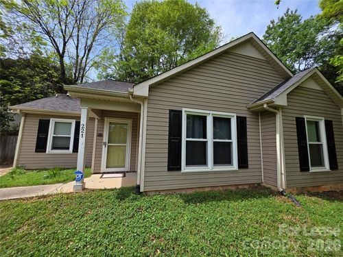 221 Auten Cir, Mount Holly, NC, 28120-1901 | Card Image