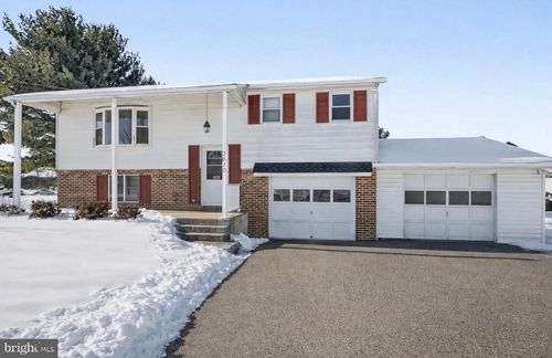 3610 S Salem Church Rd, DOVER, PA, 17315-4317 | Card Image