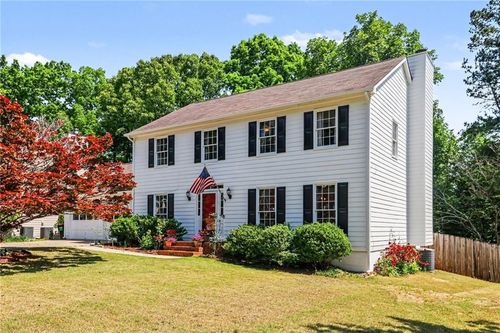 993 Coach House Dr, Tucker, GA, 30084-1562 | Card Image