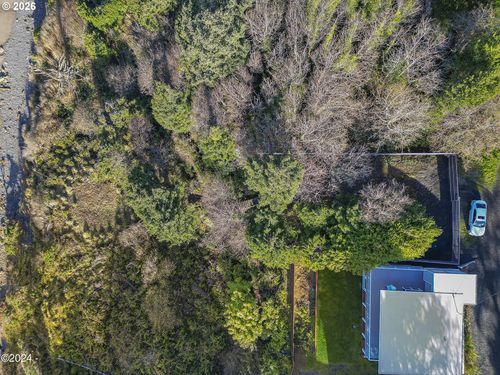 81090 Arcadia Rd, Cannon Beach, OR, 97110-3187 | Card Image