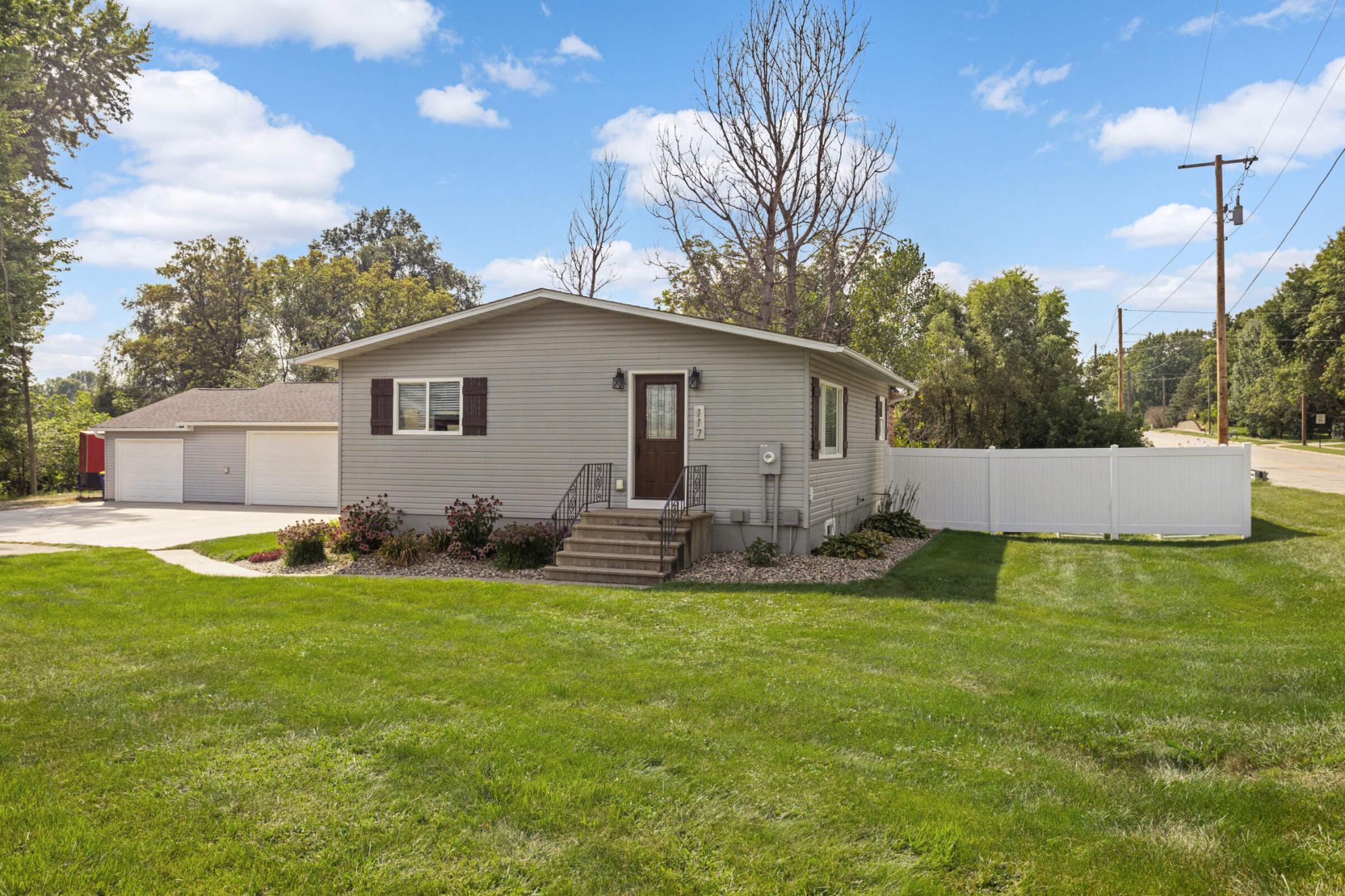 West Ave, Dundas, MN 55019