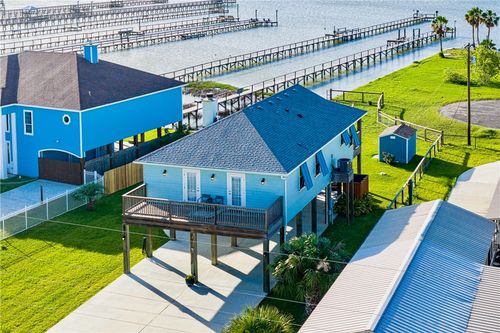 60 Copano Ridge Rd, Rockport, TX, 78382-9657 | Card Image