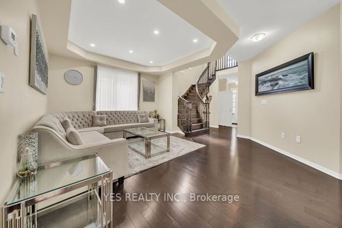 47 Agricola Rd, Brampton, ON, L7A0V6 | Card Image