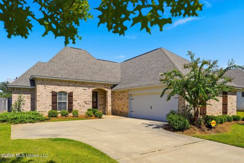 137 Hampton Rdg, Madison, MS, 39110-4535 | Card Image
