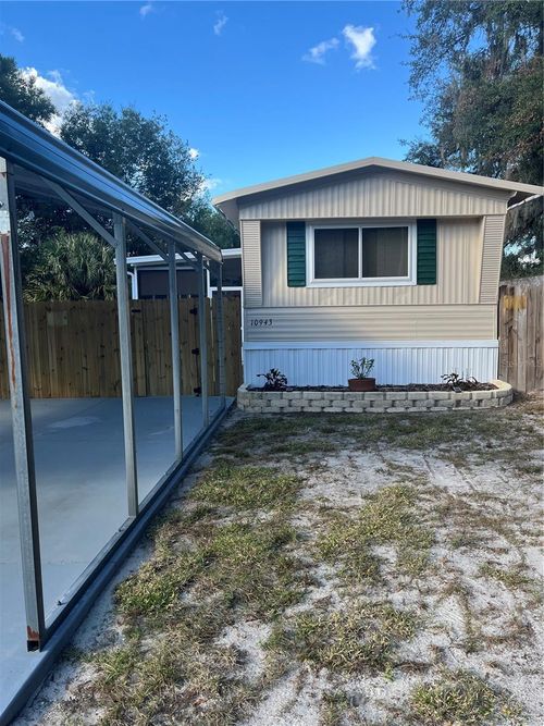 10943 Se 131st Pl, OCKLAWAHA, FL, 32179-4985 | Card Image